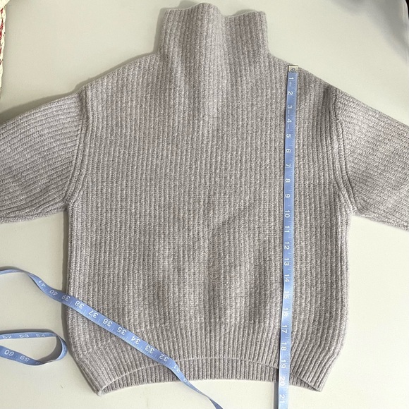 Aritzia Wilfred 100% Merino Wool Montpellier Sweater Gray - Picture 5 of 6